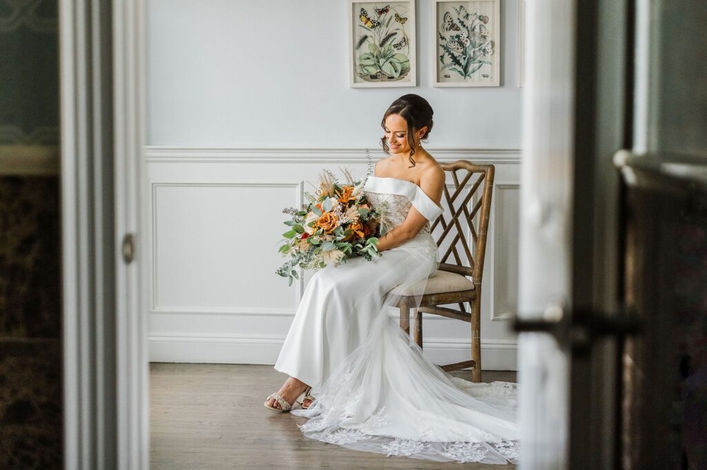 Bride getting ready in bridal suite at Vineyards at Aquebogue